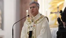L'arcivescovo Lorefice scrive a Papa Leone: &laquo;Palermo le &egrave; vicina in vista dell'intervento, preghiamo per lei&raquo;