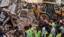 Tragedia a Delhi: crolla un edificio di cinque piani, almeno sei vittime