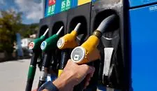 Gli Usa potrebbero bloccare l'esportazione del diesel: tutte le conseguenze per l'Europa, dal trasporto alle bollette