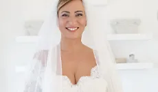 Le nozze da sogno a Sorrento di Ida di Filippo: chi ha realizzato il suo abito da principessa