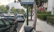 Palermo: Viale Michelangelo, cestino dei rifiuti pieno da oltre venti giorni alla fermata dell&rsquo;autobus