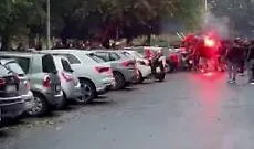 Catania, il video degli scontri tra diverse fazioni del tifo rossazzurro in piazza Montessori