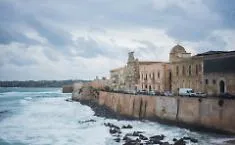 Siracusa vuole diventare "Capitale europea della Cultura" del 2033 | Trapani si candida come "Capitale del mare"