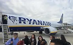 Passeggeri diretti a Catania bloccati dopo la cancellazione del volo Ryanair, annunciata una class action