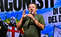La Lega onora Bossi: a Pontida il pratone intitolato al fondatore. Da Orvieto gli auguri di Vannacci