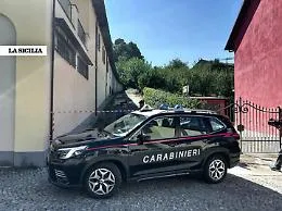 &laquo;C'&egrave; un uomo a terra, avevo una pistola&raquo;: la drammatica telefonata di  Roberto Mollo al 112  dopo avere sparato e ucciso un ladro