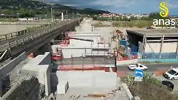 Strada statale 114, completate  le pile e le spalle del nuovo ponte Agr&ograve; - Il video