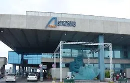 Aeroporti, ora pi&ugrave; vicina  la fusione degli scali
di Palermo e Trapani