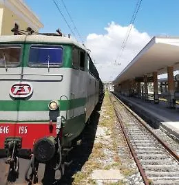 Treni in Sicilia, si potenzia
la linea Palermo-Messina