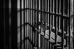 Detenuto catanese tenta il suicidio, salvato dalla polizia penitenziaria