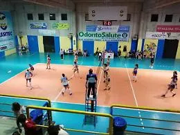 Volley B1 donne: Aragona vince solo al tie break