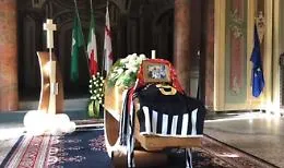 Funerali Pietro Anastasi, folla a Varese, presenti anche Marotta, Capello e Bettega
