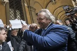 Diede della "Madame Pompadour" alla blogger, ora il senatore Michele Giarrusso si appella all'immunit&agrave; parlamentare