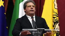 Vitalizi Ars, Miccich&eacute; al contrattacco: &laquo;La legge non la cambiamo&raquo;