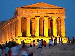 La Valle dei Templi e il teatro antico di Taormina nella top ten dei siti culturali pi&ugrave; visitati d'Italia