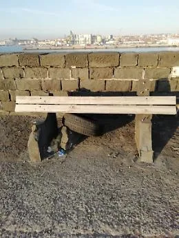 Catania: scempio al porto.