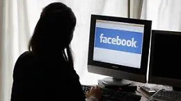 Adesca su Fb ragazzina ennese per avere foto e video di nudo: arrestato