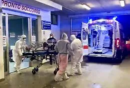 Coronavirus, altri due morti in Lombardia: l'identikit delle vittime