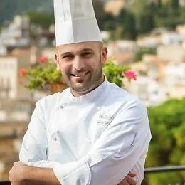 La cucina stellata di Roberto Toro a San Pietroburgo: &laquo;Ma al Timeo pronti a ripartire&raquo;