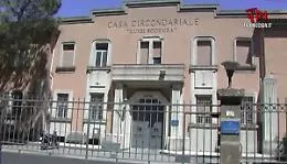 Aggressione al carcere di Enna: agente in ospedale, sindacati parlano di "polveriera ad orologeria"