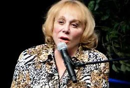 Coronavirus, quelle strane coincidenze nelle "Profezie" di Sylvia Browne