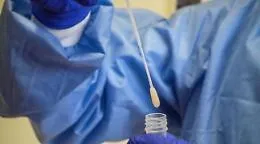 Il Covid e i rientri per le Festivit&agrave;
&laquo;In Sicilia si torna solo col tampone&raquo;