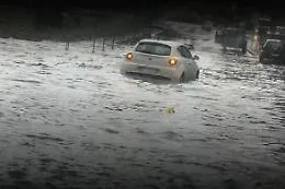 Maltempo, bomba d'acqua sulla Catania-Siracusa e disagi nella zona etnea