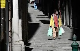 Caltanissetta, contagiato esce per la spesa: accusato di epidemia colposa