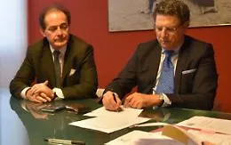 Coronavirus, Siracusa non si fida pi&ugrave; dell'Asp: 10.000 firme per cacciare i vertici