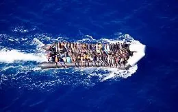 Alarm Phone: barca con 90 migranti lancia Sos nel Canale di Sicilia