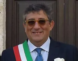 Raffadali, furto in casa del fratello di Tot&ograve; Cuffaro: rubati servizi da tavola e oggetti in cristallo e in ceramica