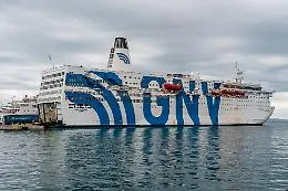 Migranti, nuova fuga (smentita) di migranti dal cpa di Porto Empedocle