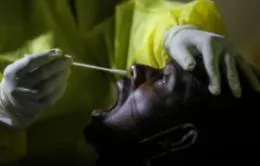 Coronavirus: sulla nave quarantena 12 migranti positivi e 6 casi incerti