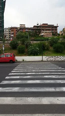 Catania: pulsante chiamata pedonale guasto da mesi al lungomare