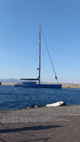 Riposto: toccata e fuga del Better Place, primo yacht a vela ecosostenibile