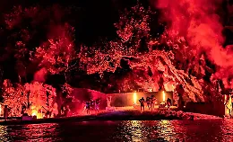 L'Inferno di Dante alle Gole dell'Alcantara: viaggio immersivo tra basalto, luce e poesia