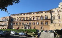 Regione, dopo l' estate dei &laquo;dipendenti fannulloni&raquo; primi passi del governo per riforma burocrazia