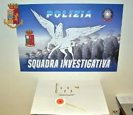 Nasconde ovuli di eroina nel retto: arrestato nel Trapanese