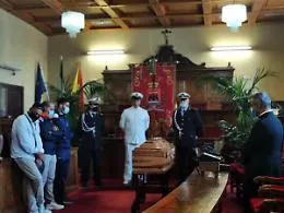 La procura dispone l'autopsia sul corpo del militare annegato per salvare due ragazzi a Milazzo