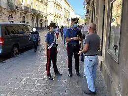 Palermo, a spasso senza mascherina: multati in 54