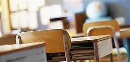 Covid, riapertura scuole: la Azzolina spinge per il 14 dicembre, le Regioni frenano