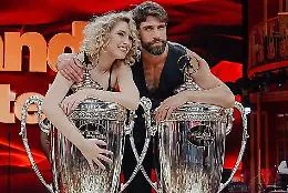"Ballando con le Stelle", il vincitore Gilles Rocca famoso sui social per lite Bugo-Morgan