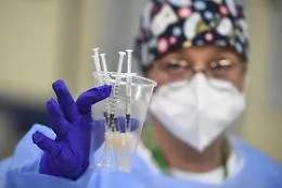 Covid, da Acireale parte polemica: &laquo;A Palermo vaccini a primari non esposti&raquo;