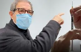 Covid in Sicilia, intervista a Musumeci: &laquo;Vaccino unica via d'uscita ma scelta sia volontaria&raquo;