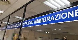 Sbarca a Lampedusa dopo la fuga dal centro: espulso ed imbarcato su un volo per Il Cairo