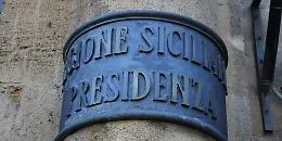 Regione siciliana, ecco la cura &ldquo;dimagrante&rdquo;: c'&egrave; anche il taglio dei vitalizi