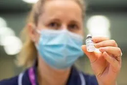 Covid, vaccini col contagocce anche in Sicilia
A Catania slitta piano per ultraottantenni