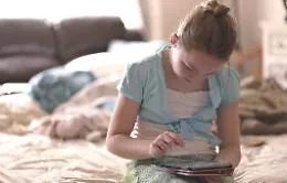 Dispositivi digitali e bambini, riflessioni da mamma
