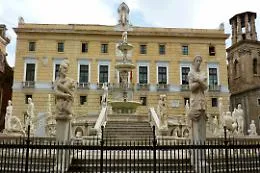 Palermo, assessore comunale in aula senza tecnici: scoppia la bagarre