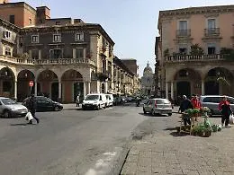 Carenze igieniche e niente mascherine, chiuso ristorante in piazza Mazzini  a Catania